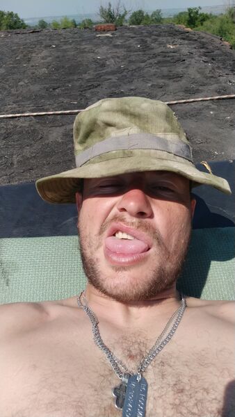  ,   Vasily, 32 ,   ,   , c , 