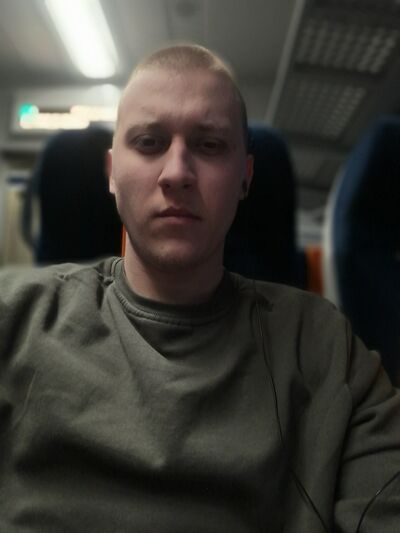  ,   Aleksandr, 22 ,     , c 
