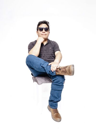  ,   Denis, 31 ,   ,   , c 