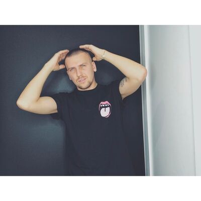  --,   Jerom, 39 ,   ,   