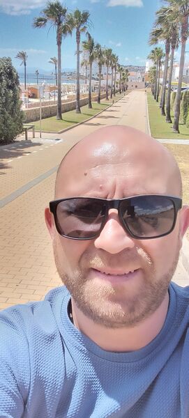  ,   Ruslan, 38 ,   ,   