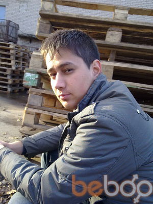  ,   Turkmen, 32 ,   ,   , c 