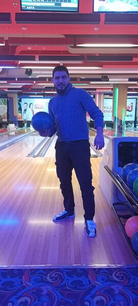  ,   Danik, 33 ,   c 