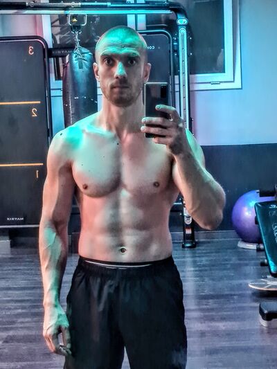 ,   Nicolae, 33 ,   ,   