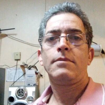  ,   Ali feli, 49 ,   ,   
