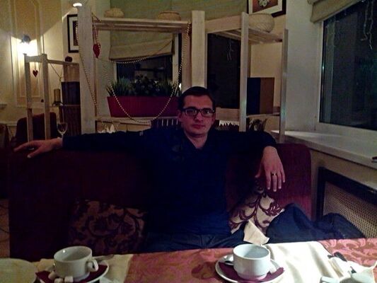  ,   Pavel, 35 ,     , c 