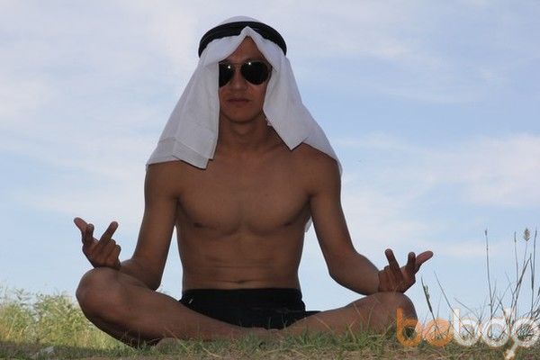  ,   Nurik, 34 ,   