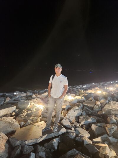  ,   Kamoliddin, 25 ,   , c 