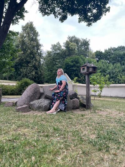  ,   ELYA, 42 ,   ,   , c 