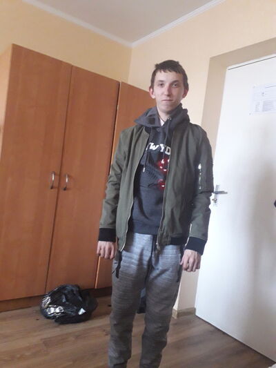  ,   Gatis, 23 ,     , c 