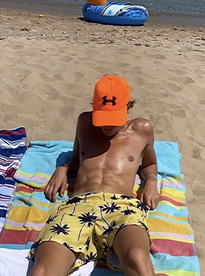  ,   Vladimir, 22 ,   ,   