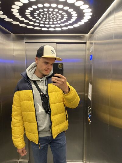  ,   Max, 31 ,   ,   , c 