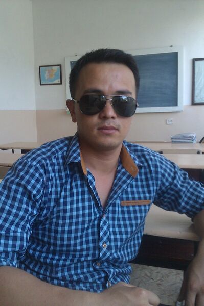  ,   Farrux, 33 ,   ,   , c , 
