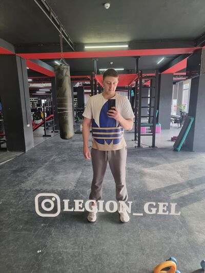  ,   Ilya, 27 ,  