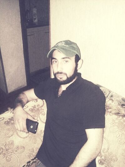  ,   Amir, 33 ,   ,   , c 