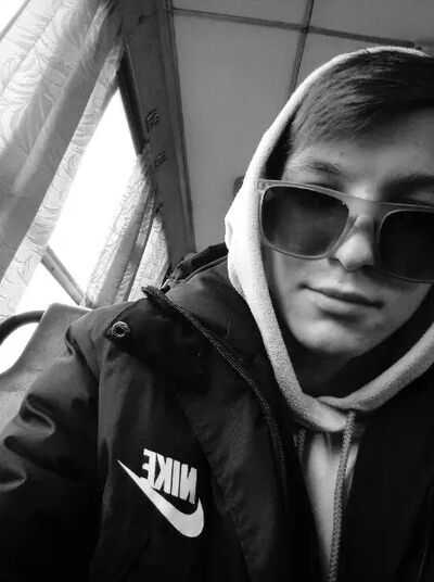   ,   Alexander, 20 ,   ,   , 