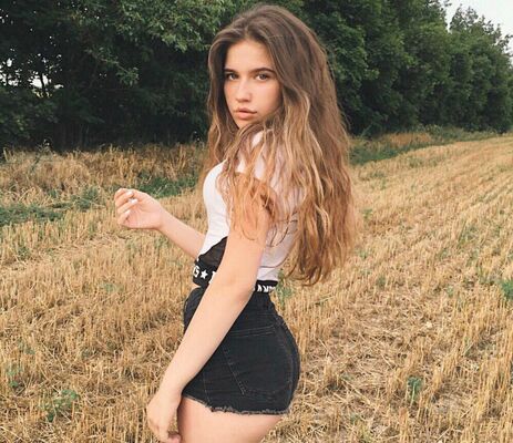  Harrah,   Irina, 33 ,   ,   , c 