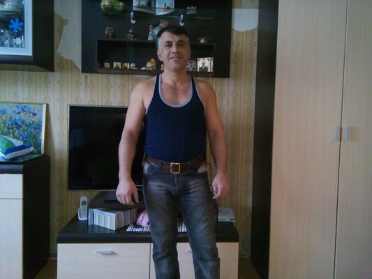  ,   Mihail, 52 ,   ,   , c 