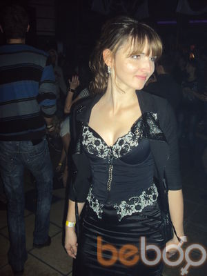  ,   Alina, 32 ,  