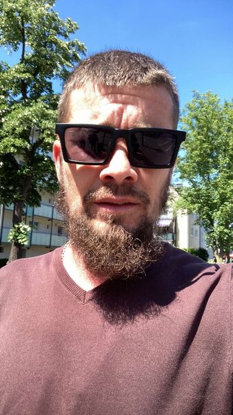  Duisburg,   , 35 ,   ,   , c , 