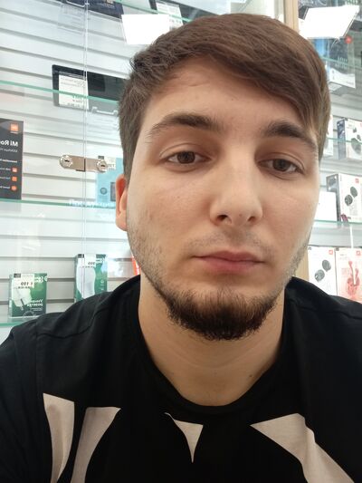  ,   Dzhon, 26 ,   ,   