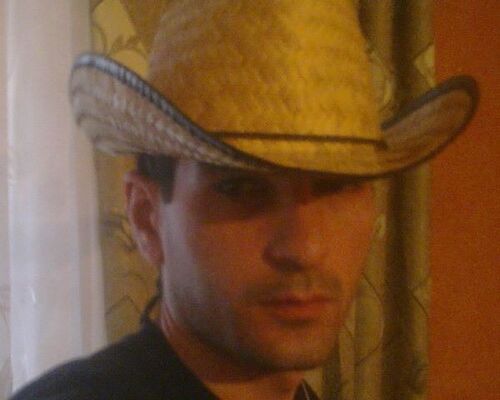  ,   Ali, 39 ,   ,   , c 