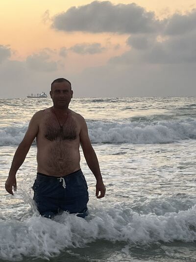  ,   Ivan, 36 ,   ,   