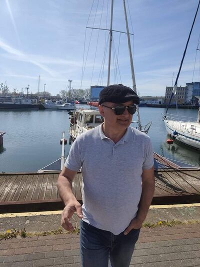  ,   Malkhaz, 46 ,   ,   , c 