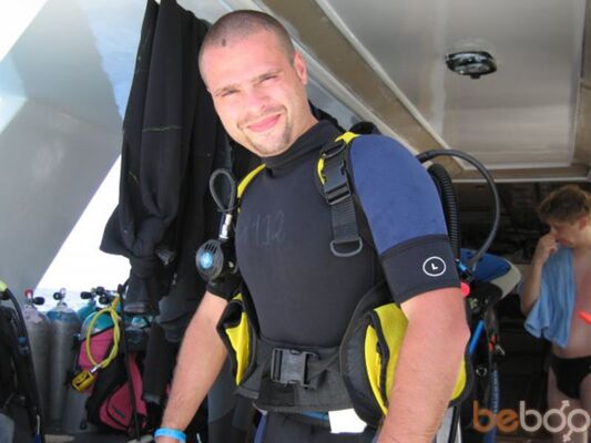  ,   Mihail Z, 44 ,   ,   , c , 