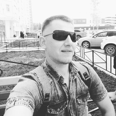  ,   Misha, 32 ,   