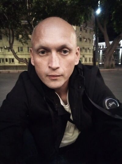  ,   Maxim, 43 ,   ,   