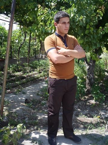  ,   Hakob, 31 ,   