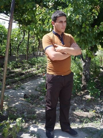  ,   Hakob, 30 ,   