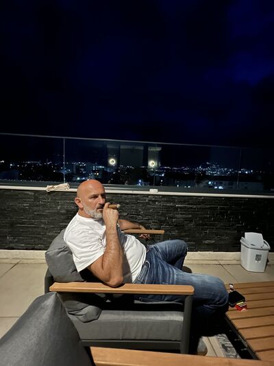  ,   Semi, 47 ,   ,   