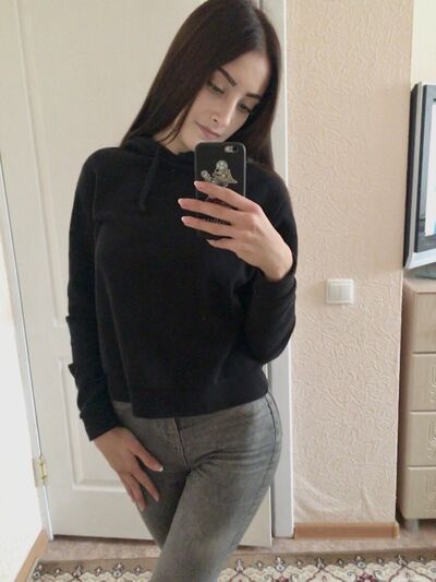  ,   Malina, 25 ,   ,   , c 
