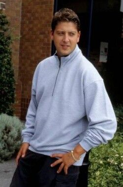  ,   ALEXS, 46 ,   ,   , c 
