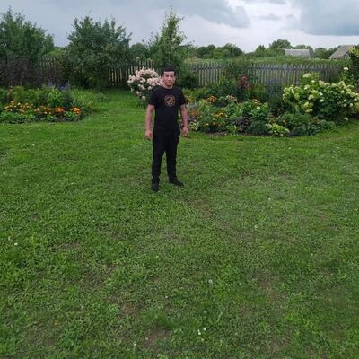  ,   Avazbek, 22 ,   ,   
