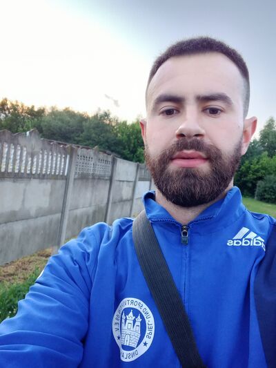  ,   Artur, 29 ,   ,   