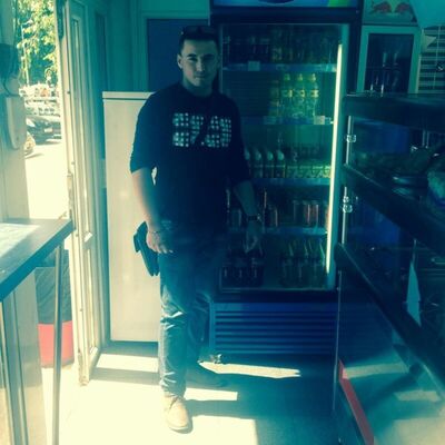  ,   Lee, 39 ,   ,   
