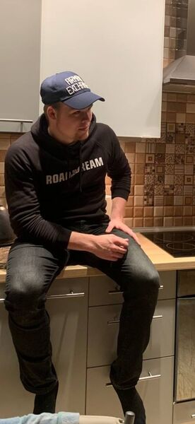  -,   , 22 ,   ,   