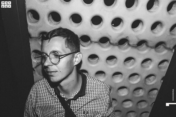  -,   , 32 ,   ,   , c , 