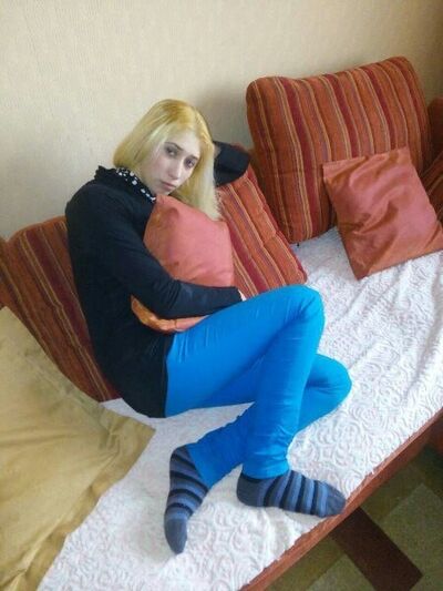  ,   Olka, 31 ,  