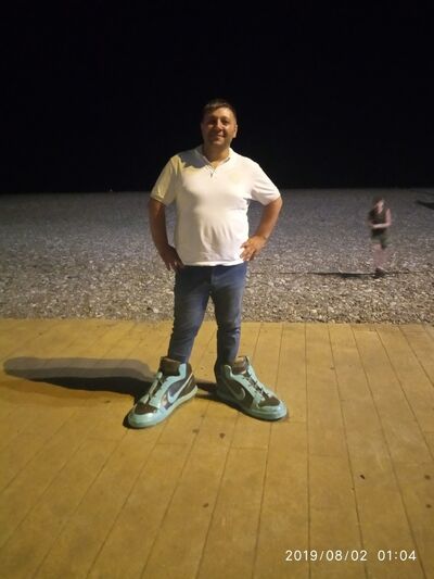  ,   Martin, 44 ,   ,   , c 