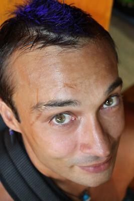  ,   Fhjh, 42 ,  