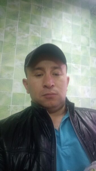  ,   Jon, 41 ,   