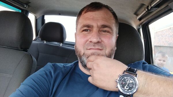  ,   Ruslan, 43 ,   ,   