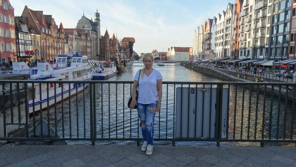  ,   Ludmila, 52 ,   ,   