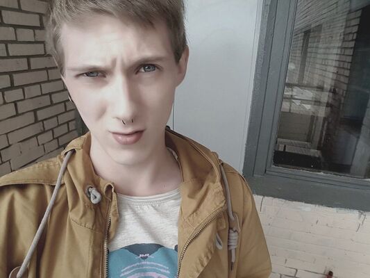  -,   Kik, 28 ,   ,   , 