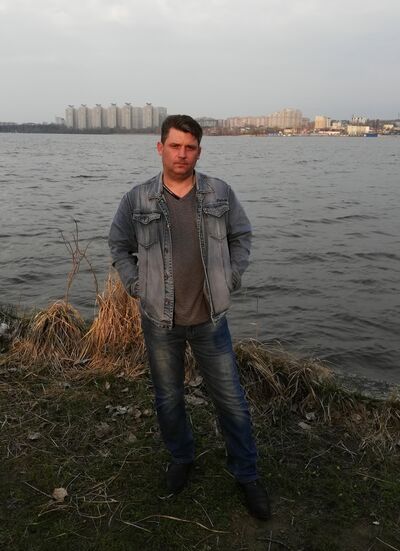  ,   Alexander, 46 ,   c 