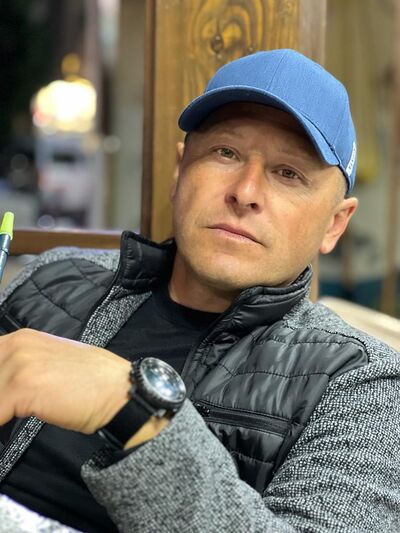  ,   Alex, 47 ,   ,   